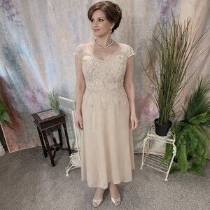 📌Silver embellishments Nude Lace-Up Prom - Formal Event - Mother Bride Dress